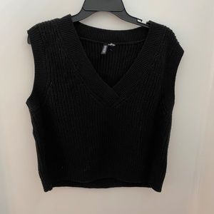 H&M V neck sweater vest, Black, XL